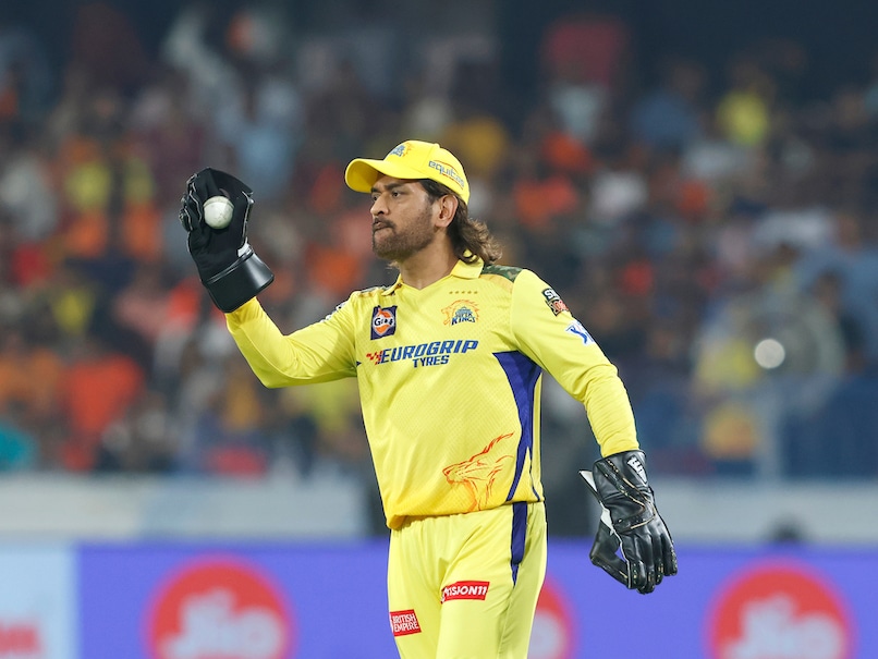 pls9pst_ms-dhoni-bcci_625x300_27_October_24 Top 10 Highest-paid IPL players